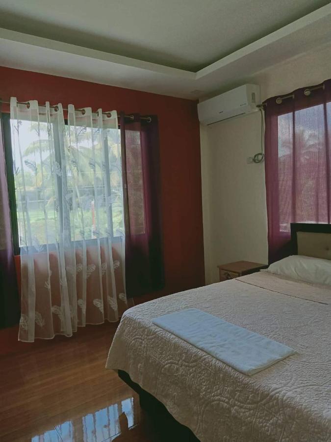 Villa Cresenciana Batuan Экстерьер фото